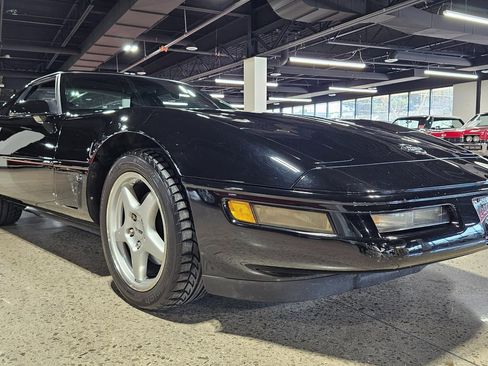 Used 1994 Chevrolet Corvette Convertible image 15