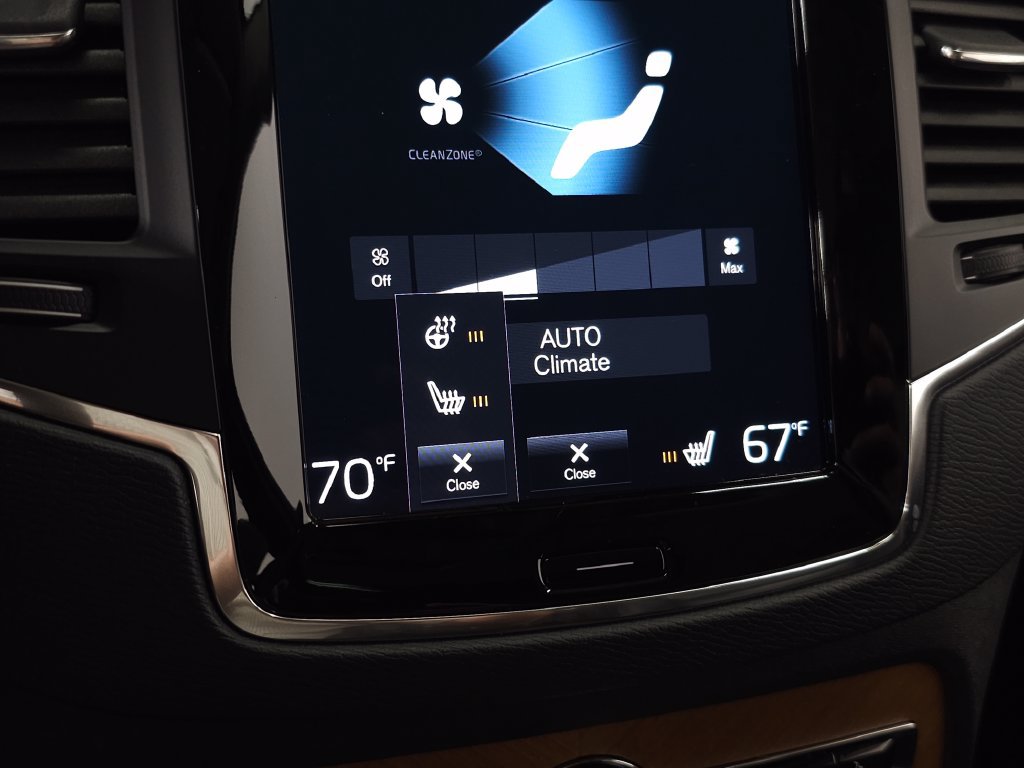 Used 2022 Volvo XC90 T6 Momentum w/ Climate Package AWD/4WD image 28