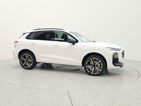 New 2026 Audi Q3 quattro 2.0T AWD/4WD image 9
