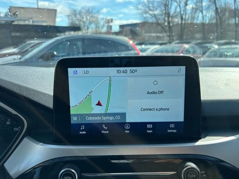 Used 2020 Ford Escape SE image 18