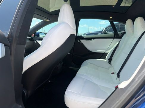 Used 2020 Tesla Model S Long Range AWD/4WD image 20
