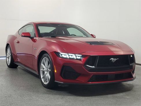 Used 2024 Ford Mustang GT Premium image 1