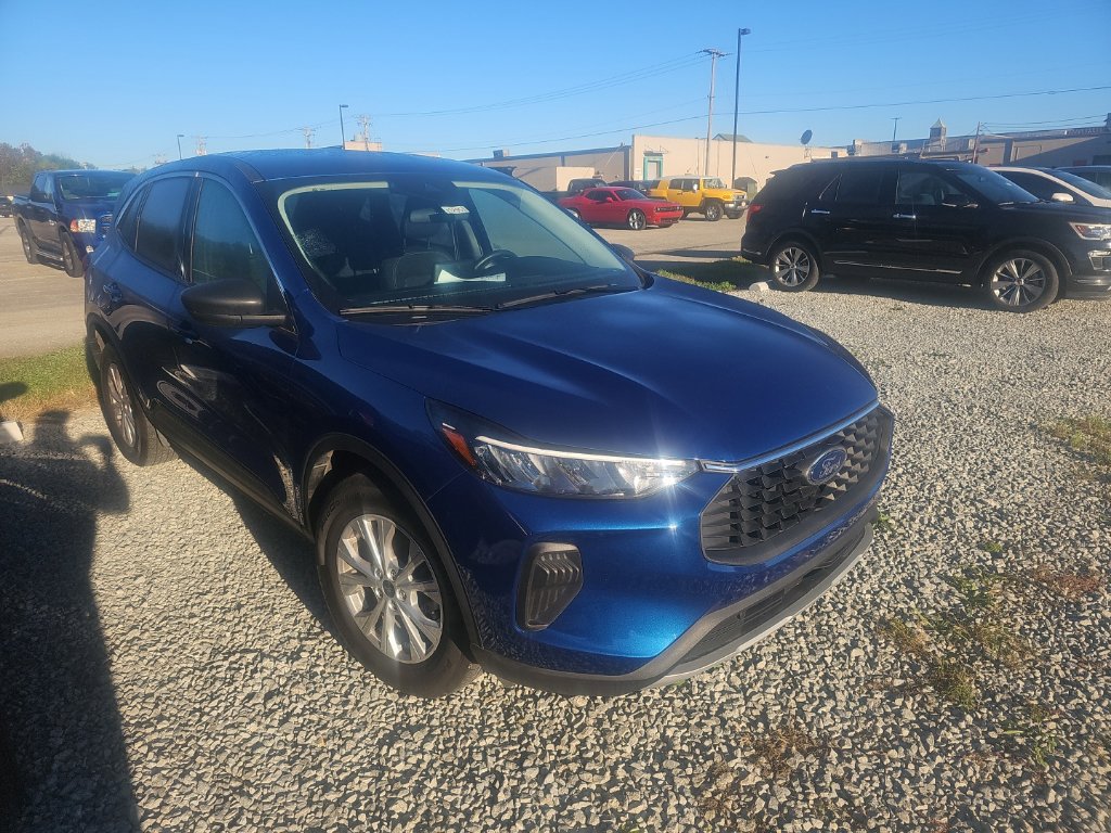 Used 2023 Ford Escape Active AWD/4WD image 4