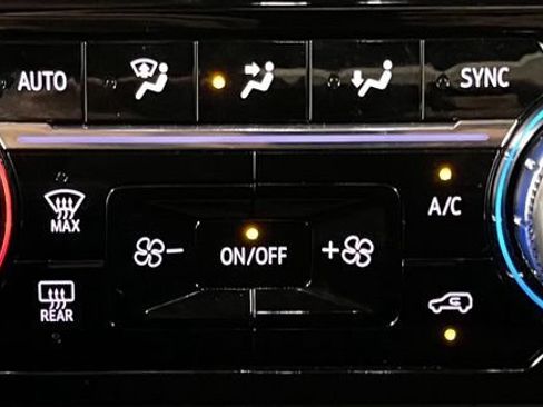 Used 2024 GMC Sierra 1500 Elevation AWD/4WD image 38