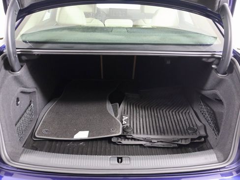 Used 2023 Audi A4 2.0T Premium w/ Convenience Package image 15