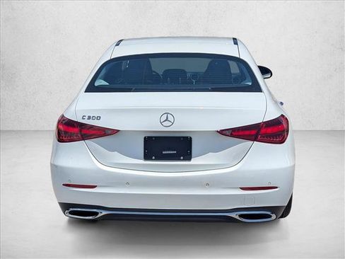 Used 2025 Mercedes-Benz C 300 Sedan image 7