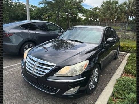 Used 2013 Hyundai Genesis 3.8 RWD image 1