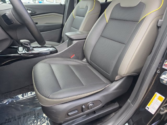 Used 2025 Chevrolet Trax ACTIV w/ Driver Confidence Package FWD image 5