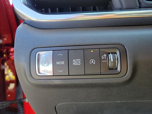 Used 2026 GMC Terrain Elevation w/ Elevation Premium Package FWD image 22