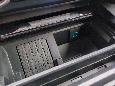 Used 2023 Ford F350 Lariat w/ Sport Appearance Package image 22