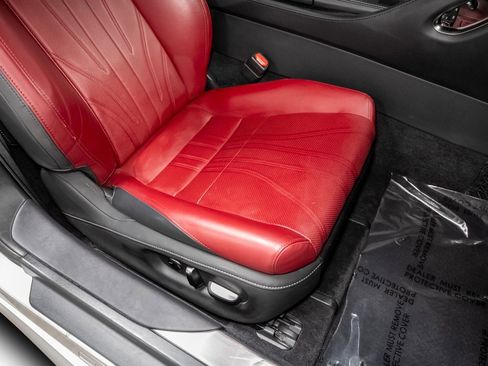 Used 2018 Lexus LC 500 Coupe image 32