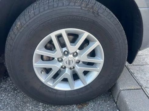Used 2019 Nissan Frontier SV w/ Value Truck Package RWD image 16