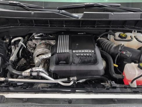 Used 2022 Chevrolet Silverado 1500 LT w/ Protection Package AWD/4WD image 27