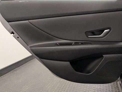 Certified 2023 Hyundai Elantra SEL w/ Convenience Package FWD image 25