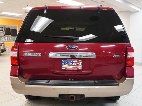 Used 2014 Ford Expedition XLT w/ Equipment Group 202A AWD/4WD image 10