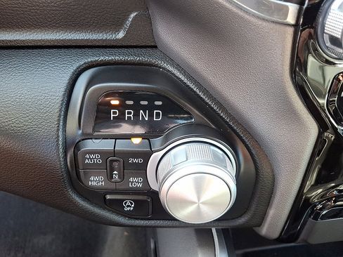 Certified 2023 RAM 1500 Laramie AWD/4WD image 4
