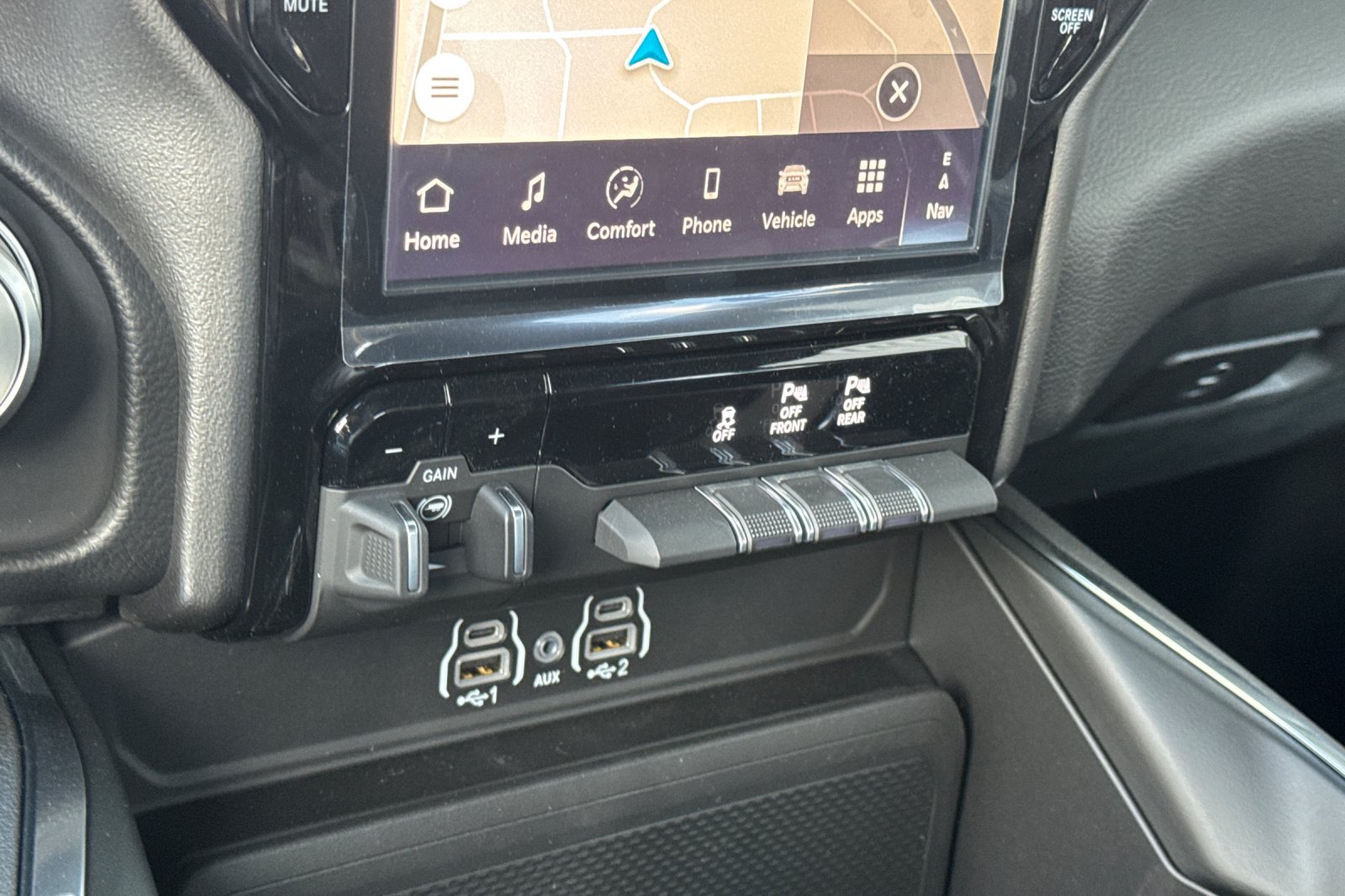 New 2027 RAM 1500 Laramie w/ Night Edition AWD/4WD image 19