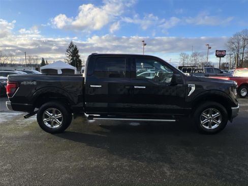 Used 2024 Ford F150 XLT image 6