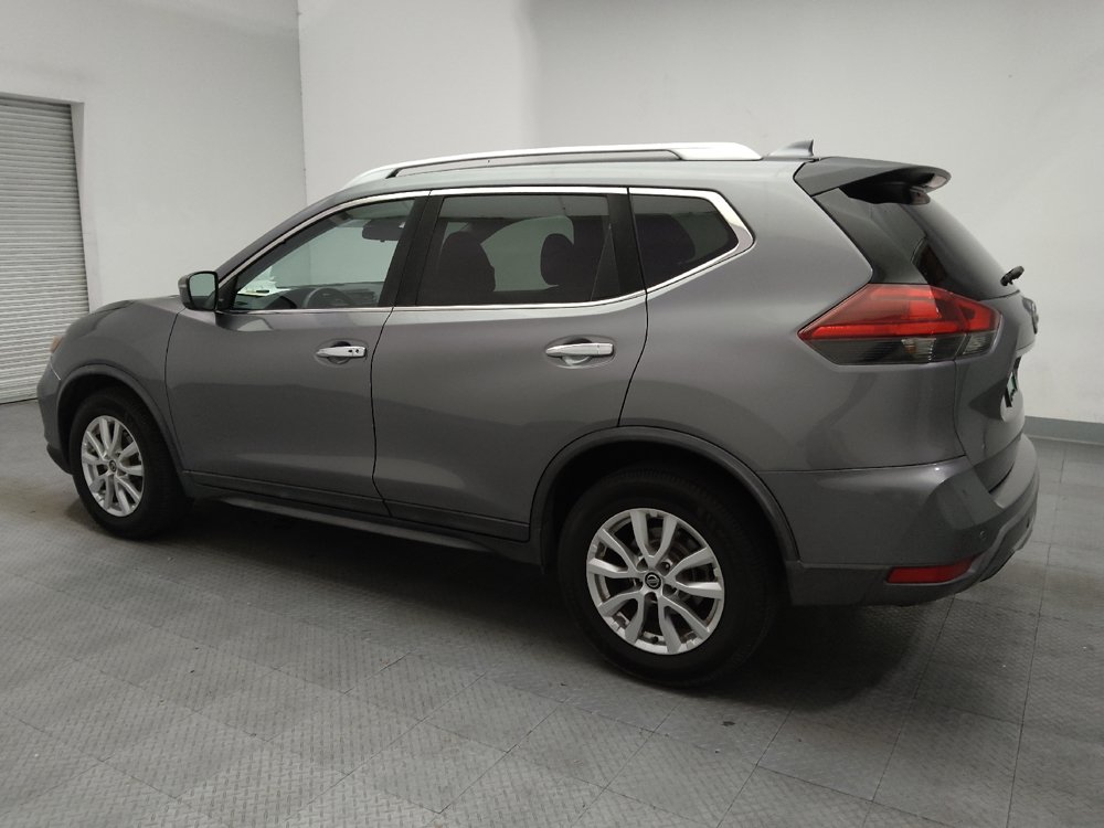 Used 2019 Nissan Rogue SV FWD image 3