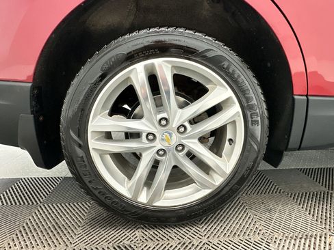 Certified 2018 Chevrolet Equinox Premier image 12