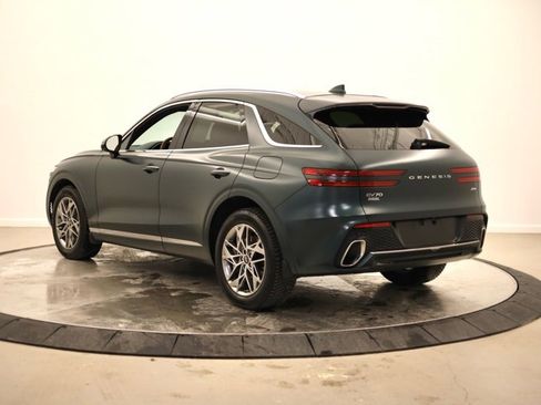 Used 2024 Genesis GV70 2.5T w/ Advanced Package image 5