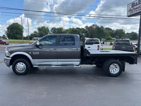 Used 2018 RAM 3500 Laramie AWD/4WD image 8