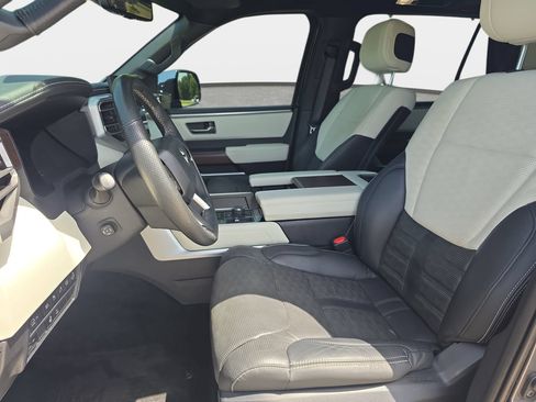 Used 2024 Toyota Sequoia Capstone AWD/4WD image 15