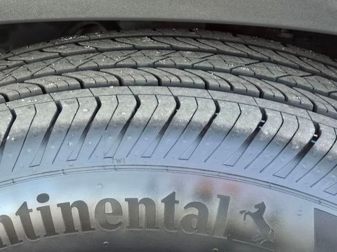 Used 2023 Chevrolet TrailBlazer LT image 28