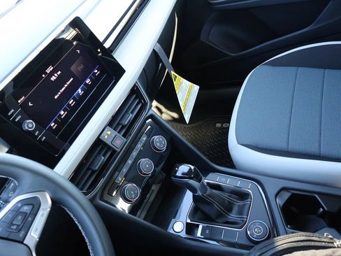 New 2026 Volkswagen Taos S image 21