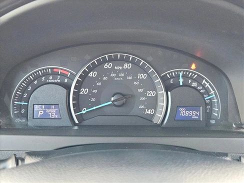 Used 2014 Toyota Camry LE image 11