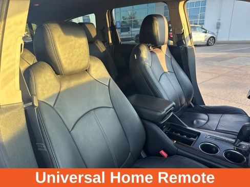 Used 2017 Chevrolet Traverse LT AWD/4WD image 19