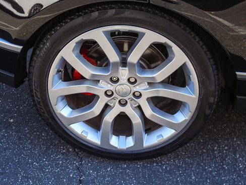 Used 2017 Land Rover Range Rover Long Wheelbase Supercharged image 7