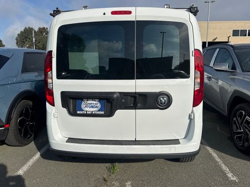 Used 2022 RAM ProMaster City Tradesman FWD image 6