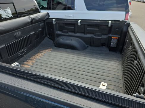 Used 2019 Chevrolet Colorado LT w/ LT Convenience Package AWD/4WD image 8