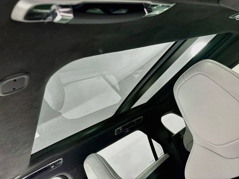 New 2027 Land Rover Range Rover Sport SV AWD/4WD image 14