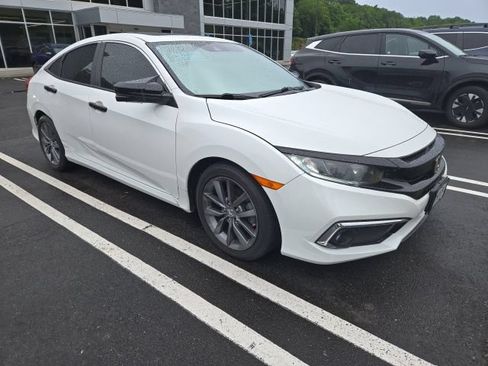 Used 2020 Honda Civic EX image 2