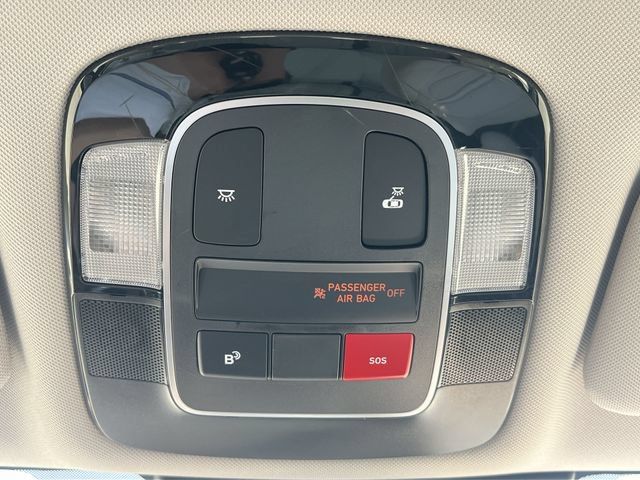 Certified 2025 Hyundai Sonata SEL FWD image 30
