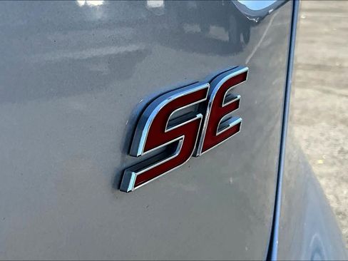 Used 2022 Toyota Corolla SE image 10