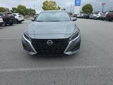 Used 2023 Nissan Altima 2.5 SV image 2