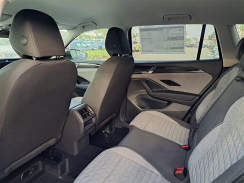 New 2026 Volkswagen Tiguan S image 5