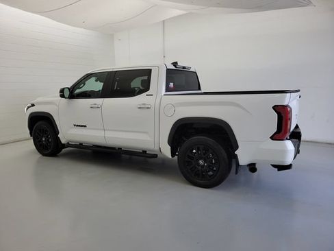 Used 2026 Toyota Tundra Limited AWD/4WD image 7