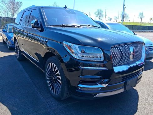 Used 2018 Lincoln Navigator Black Label image 1