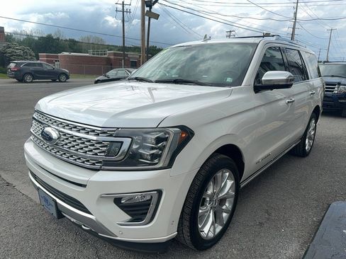 Used 2018 Ford Expedition Platinum AWD/4WD image 8