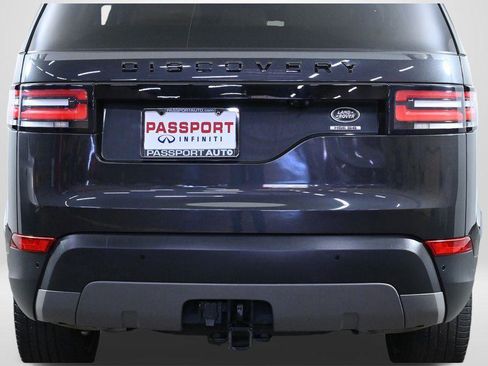 Used 2019 Land Rover Discovery HSE image 8