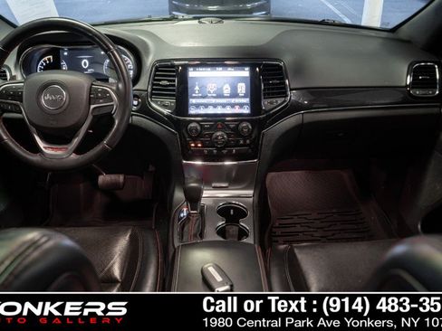 Used 2019 Jeep Grand Cherokee Trailhawk w/ Trailhawk Luxury Group AWD/4WD image 30