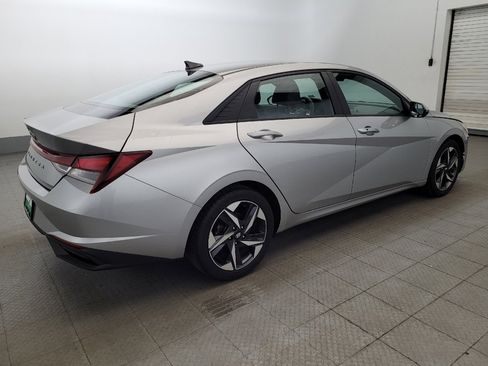 Used 2023 Hyundai Elantra SEL w/ Convenience Package FWD image 10