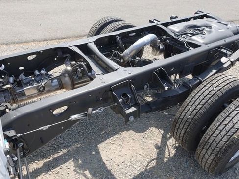 New 2025 RAM 3500 Tradesman image 10