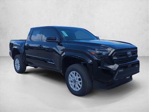 Used 2026 Toyota Tacoma SR5 AWD/4WD image 3