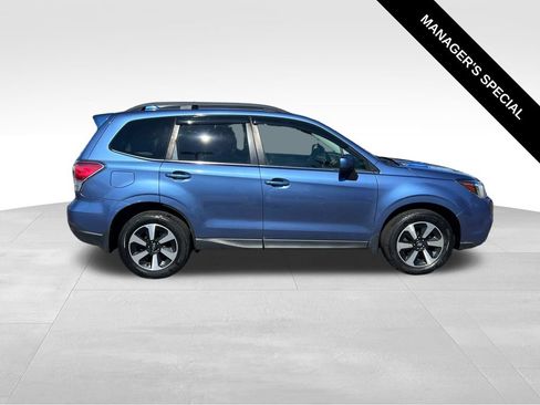 Used 2018 Subaru Forester 2.5i Limited AWD/4WD image 9
