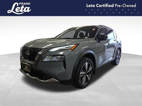 Used 2021 Nissan Rogue Platinum FWD image 1